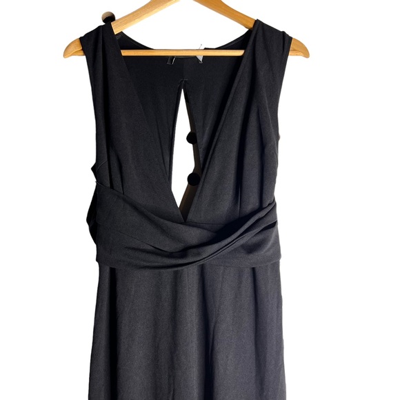 COPY - Lulus Make Memories Black Plunge Sleeveless Wide Leg Jumpsuit - Picture 6 of 12